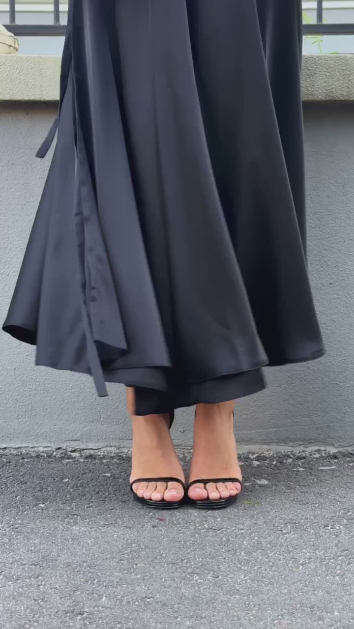 Black midi skirt